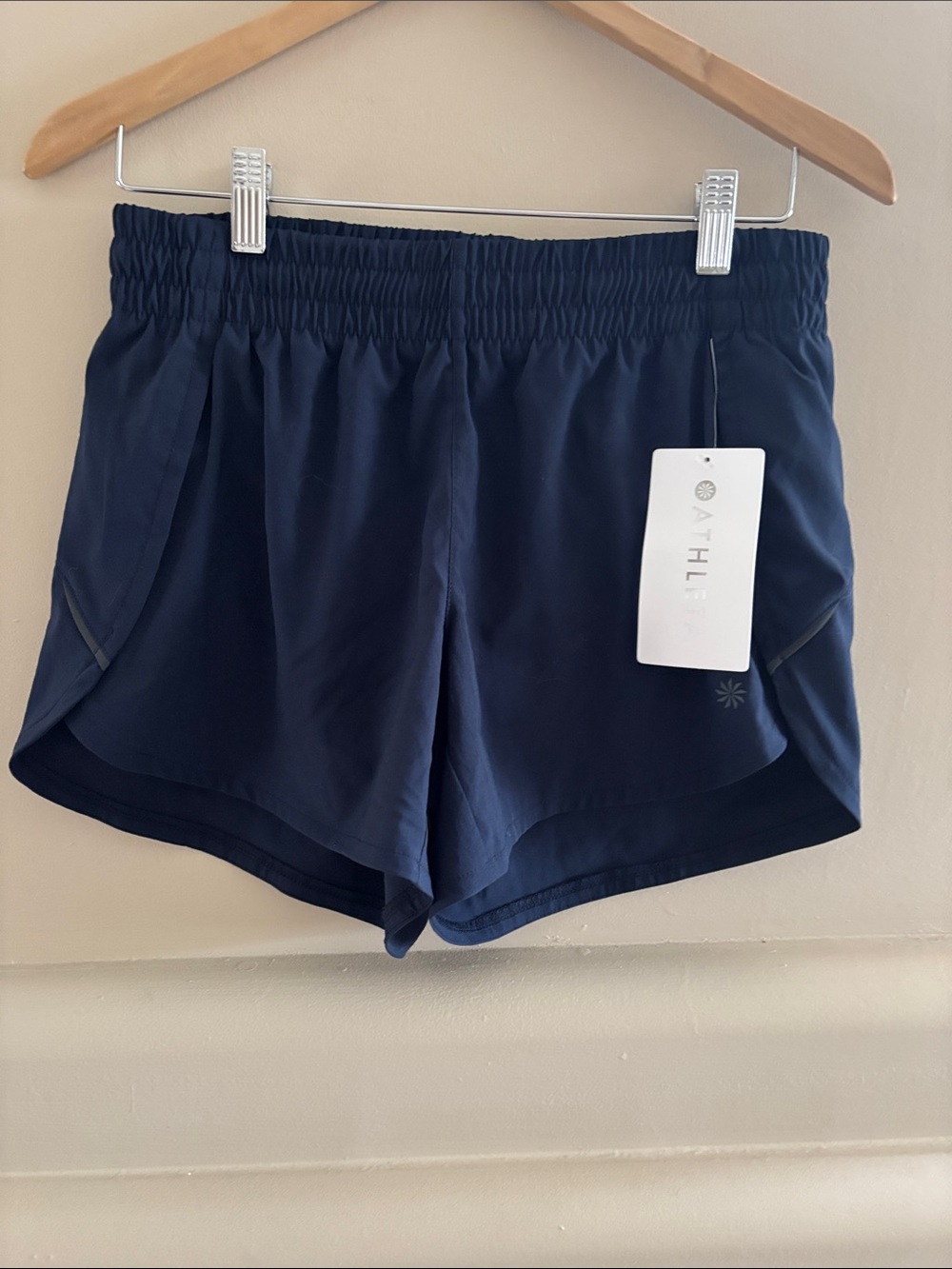 Athleta Racer Run Shorts. Navy. Small. Liner. NWT.